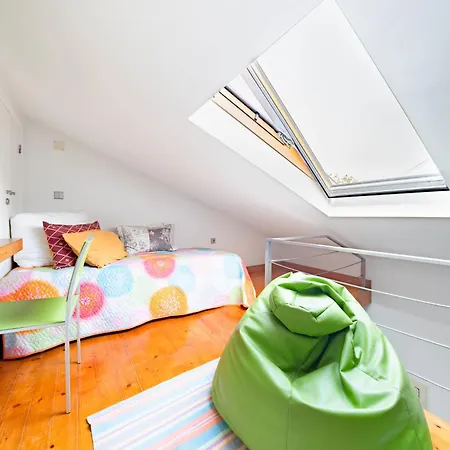 D'olivia By Interhome Cela (Leira)