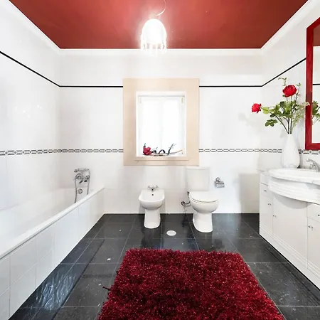 D'olivia By Interhome Cela (Leira)